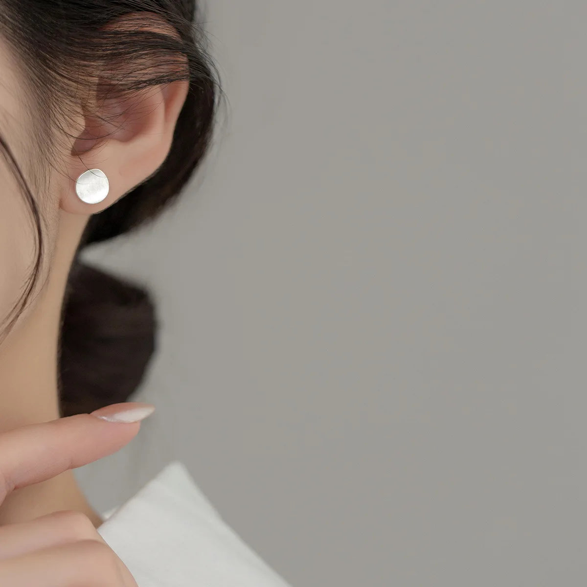 925 Sterling Silver Frosting Round Stud Earrings