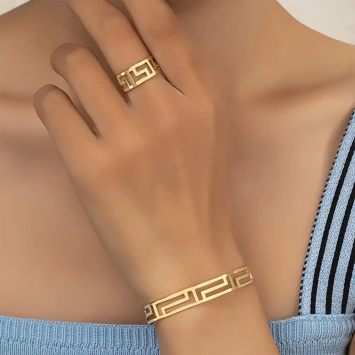 1 Ring 1 Bangle Minimalist Style Jewelry