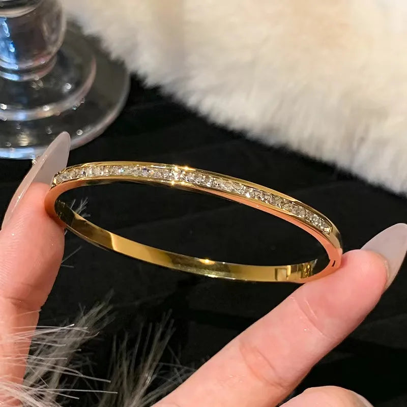 Elegant Gold Color Bangle With Sparkling Rhinestone